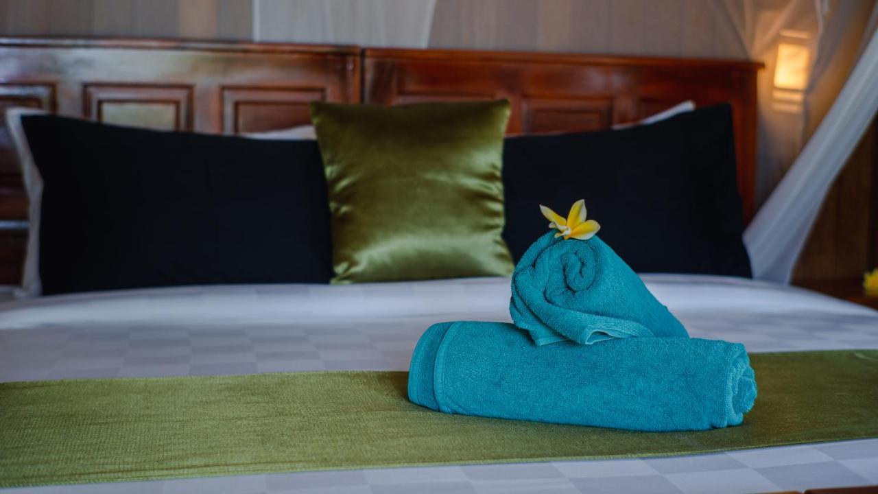 Odiyana Bali Retreat Hotel Banyuwedang Екстериор снимка