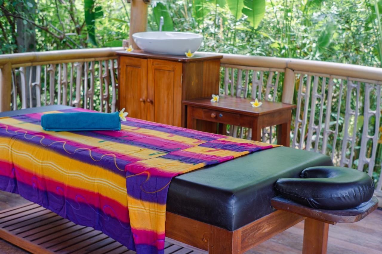 Odiyana Bali Retreat Hotel Banyuwedang Екстериор снимка